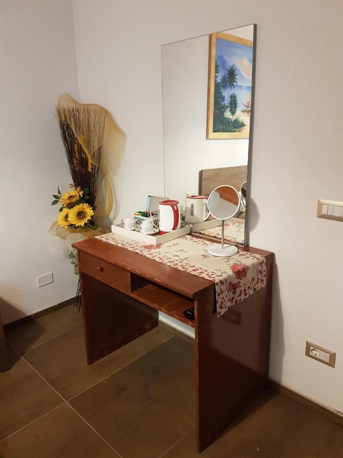 Mazzi House Garden Hotel Dossobuono Ngoại thất bức ảnh